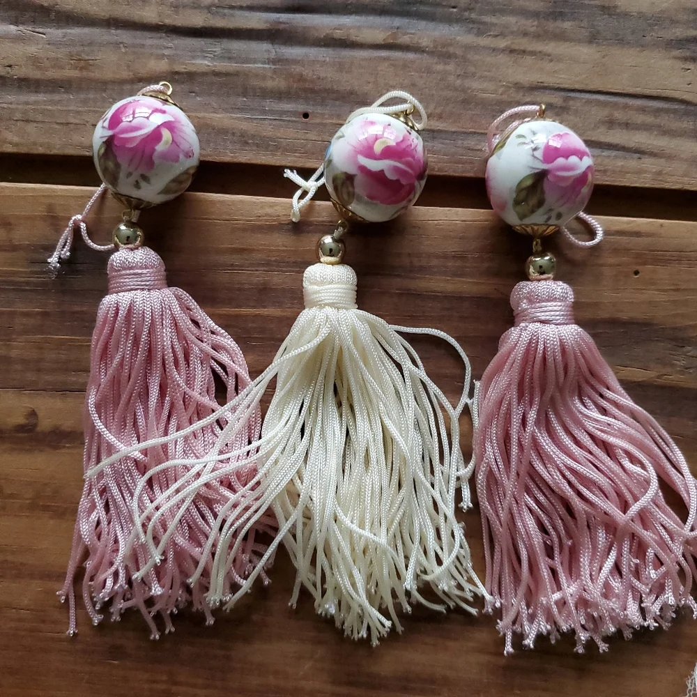 Victorian Christmas tree decorations Bundle of 8